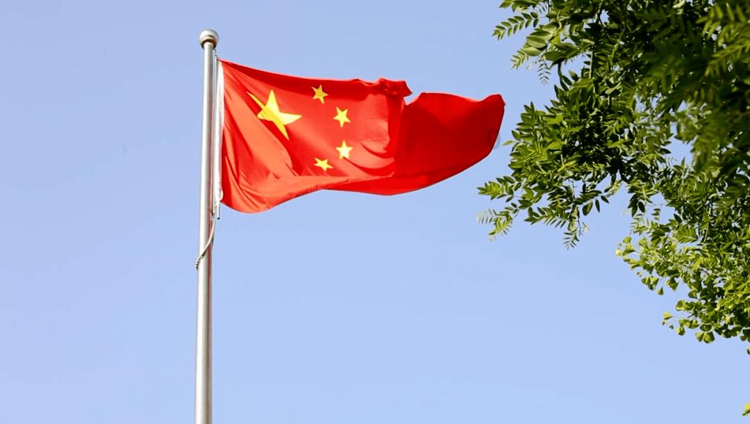 拯救被困的消防员