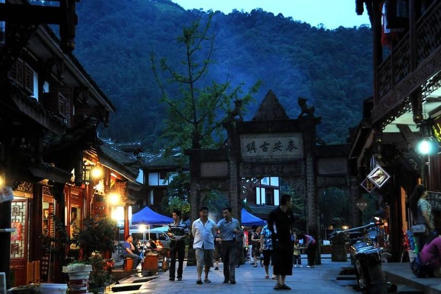 女性的两个卵巢,为啥一侧在“工作”,一侧在“休眠”?